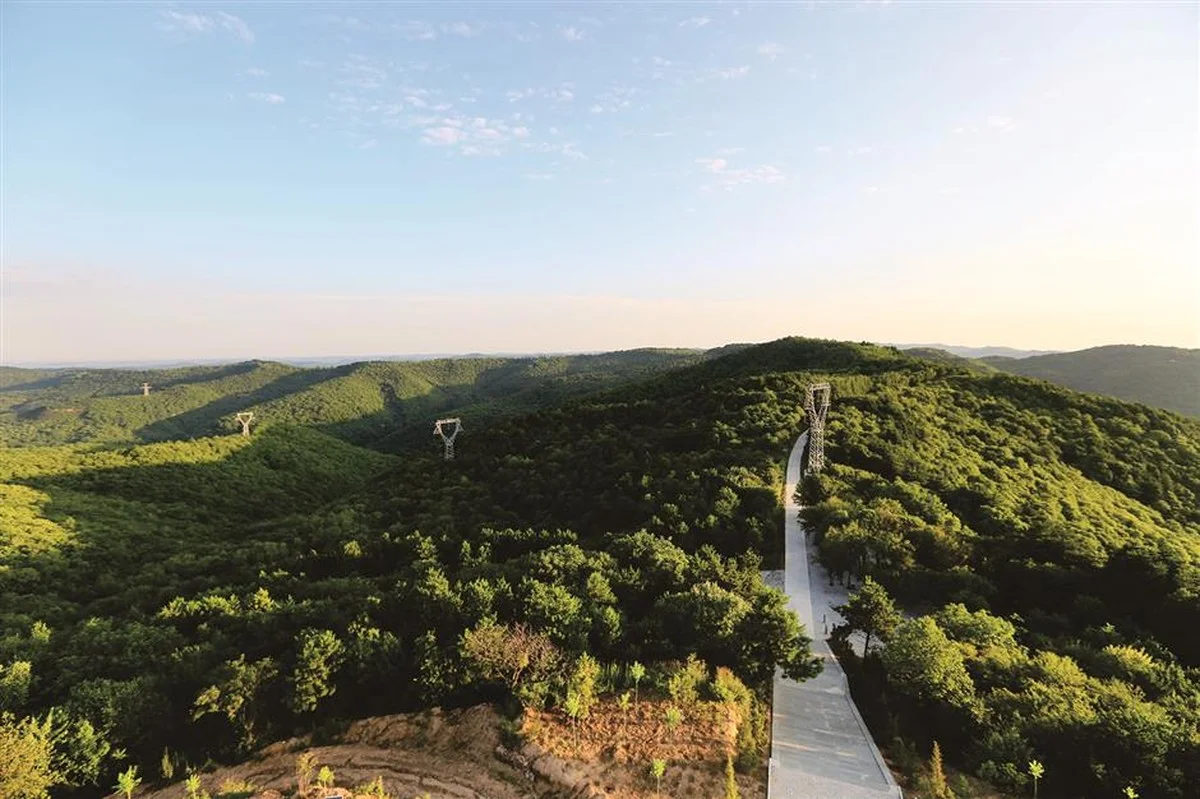 Proč staří čínští inženýři dávali do čtyřproudové dálnice beraněnou zeminu - image 1