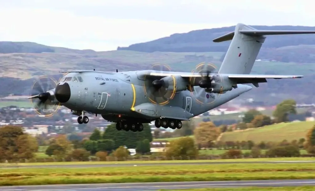 Britské A400M z Falkland přistálo v Chile – a není to poprvé