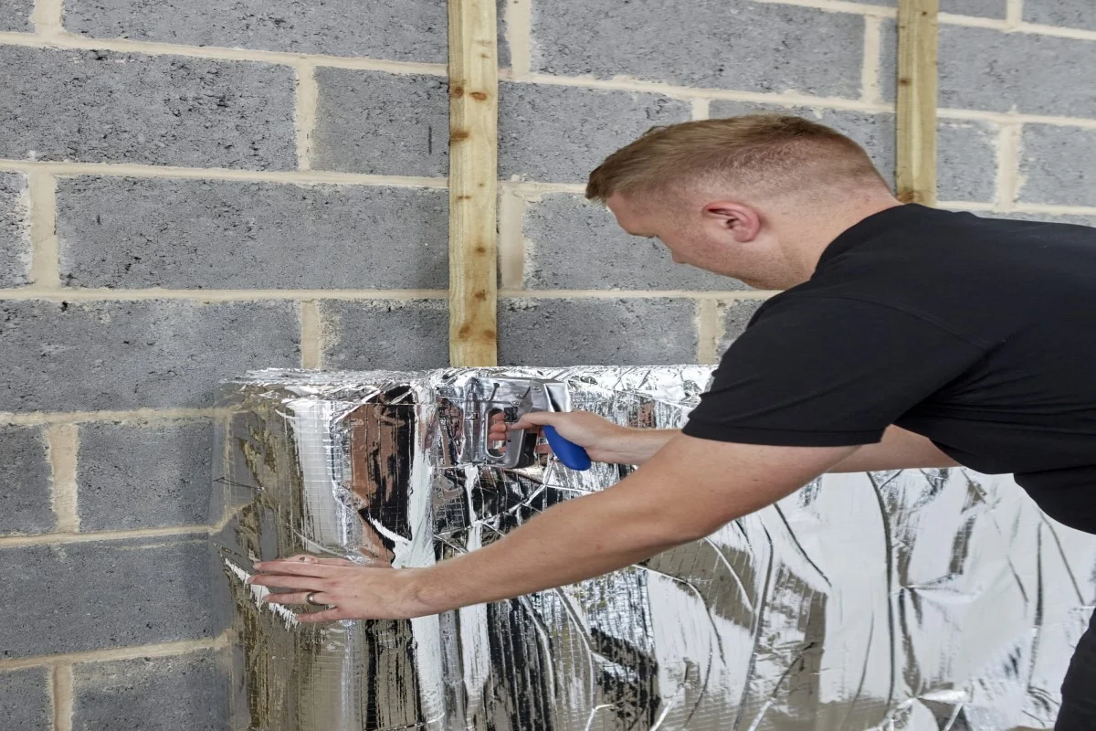 Fólie za radiátorem: Tepelná revoluce ve vaší domácnosti - image 2