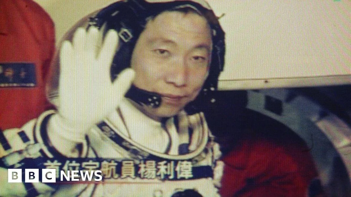 Podivné klepání v kosmické lodi: Čínský astronaut slyšel zvuk 300 km nad Zemí - image 1