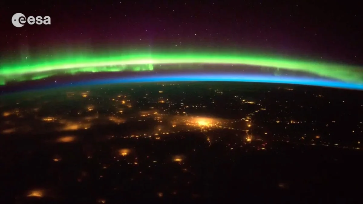 Prekvapivé: Posádka ISS prerušila misiu. Môže za to 33-sekundové video polárnej žiary? - image 1