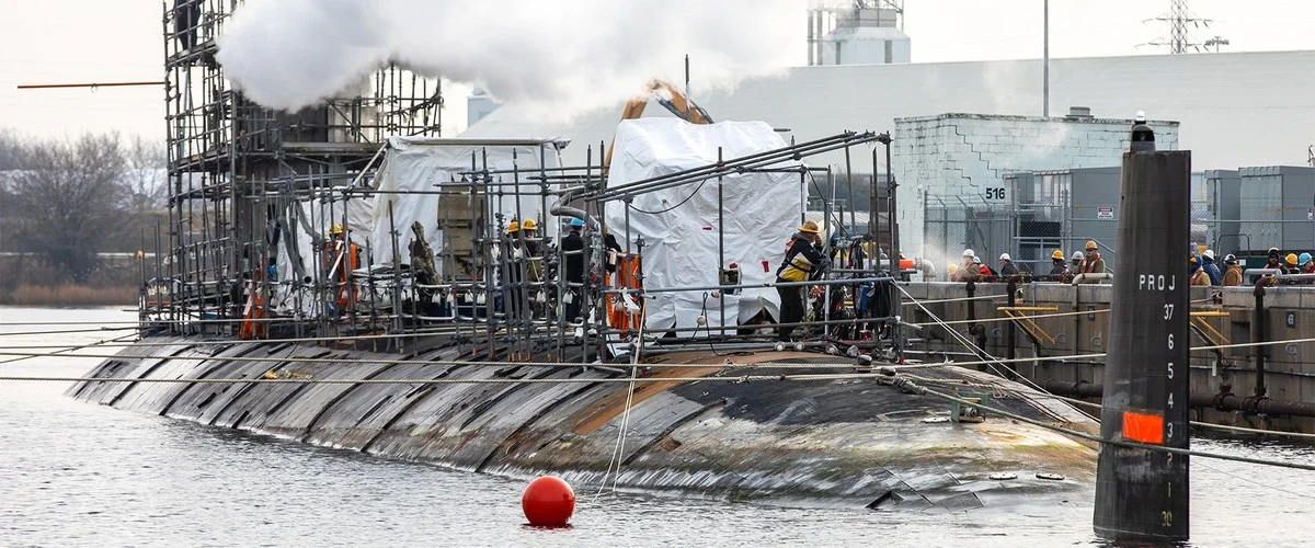 Proč Británie staví plovoucí doky: Tajemství údržby ponorek s raketami o váze 17 200 tun - image 2