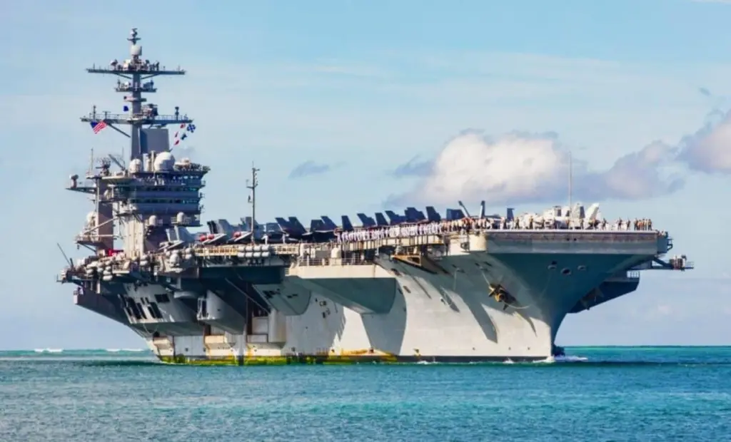 Proč má americká supernosička USS Abraham Lincoln v Jihočínském moři tolik zbraní