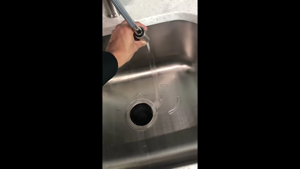 Jednoduchý trik: Jak ochránit baterie před vodním kamenem a udržet je lesklé týdny - image 1