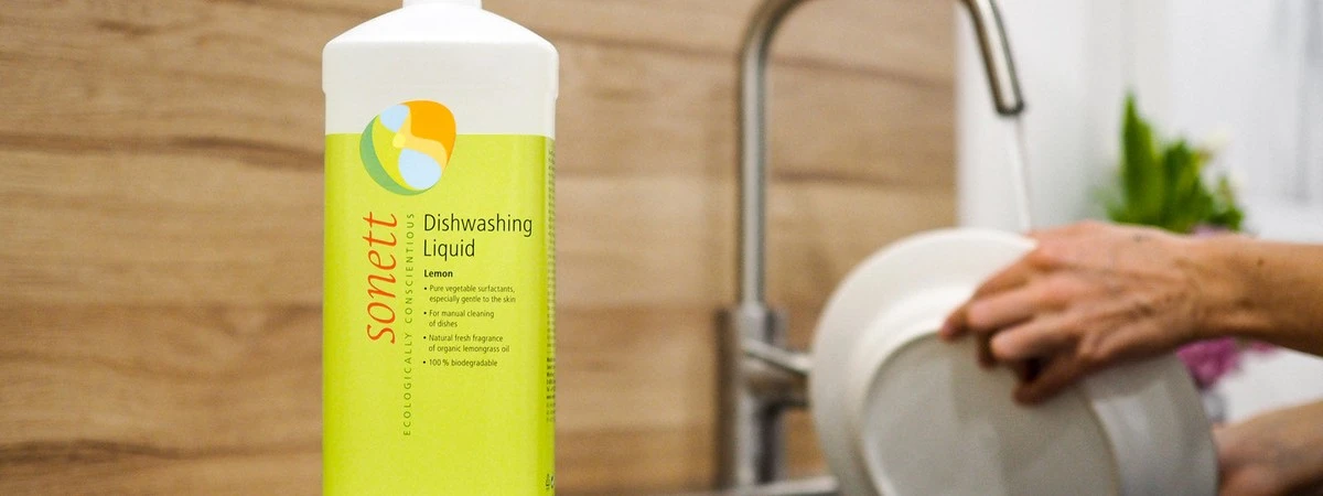 Proč zkusit domácí jar na nádobí: jen 3 ingredience a úspora vás nadchne - image 2