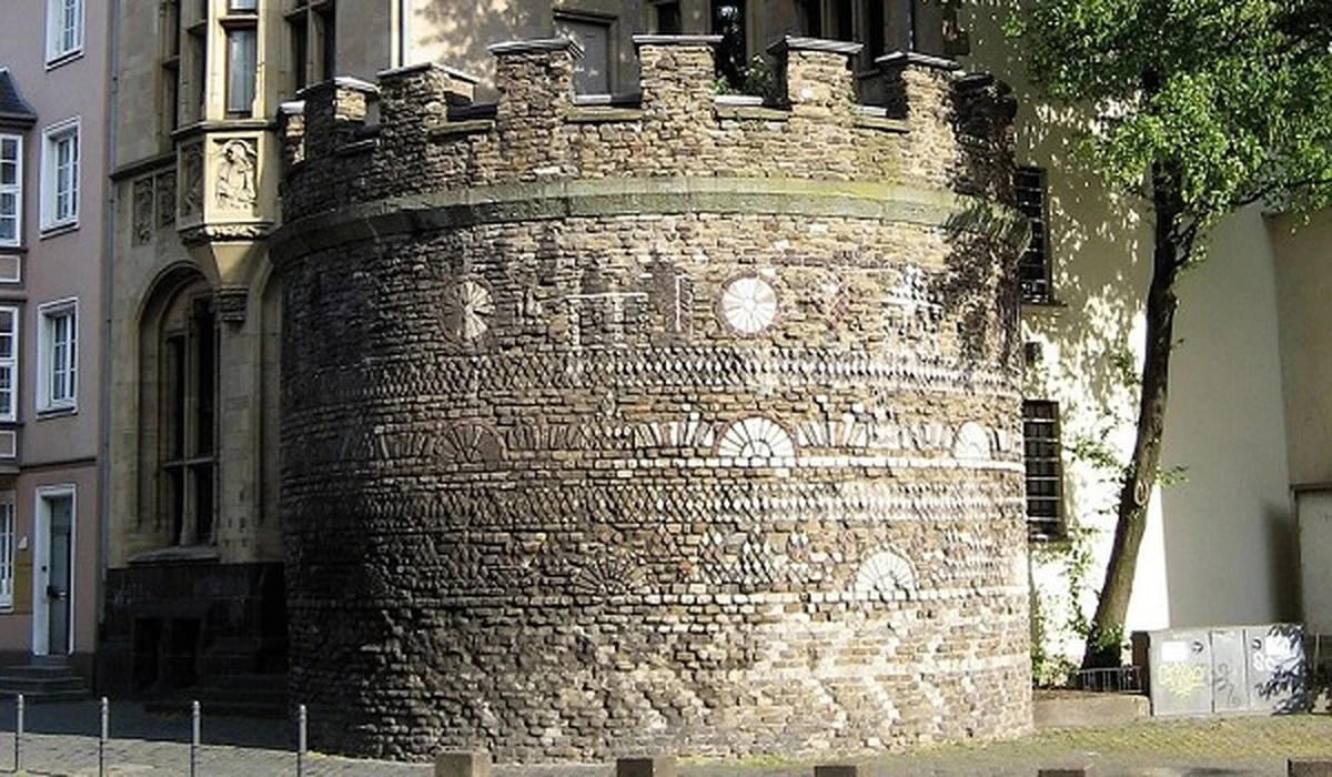 Stavbaři v Kolíně objevili nejstarší pozůstatky římského guvernéra - image 1