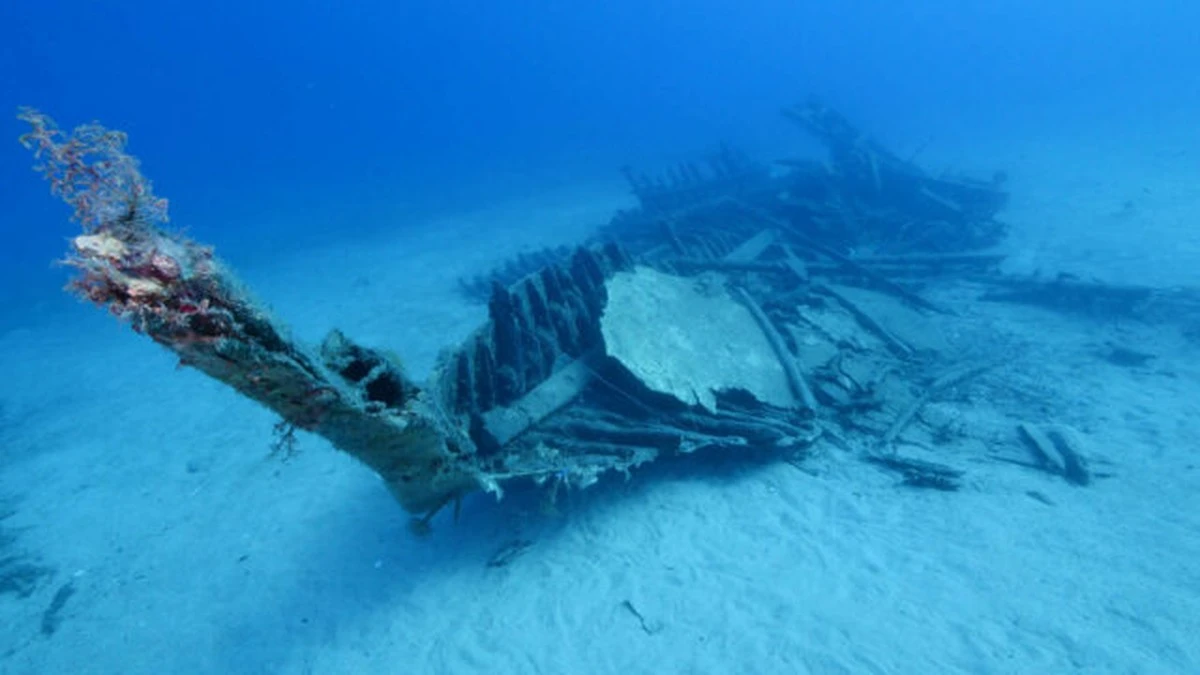 1500 metrů pod hladinou: Archeologové objevili zapomenuté císařské náklady ze 16. století s zakázanými relikviemi - image 1