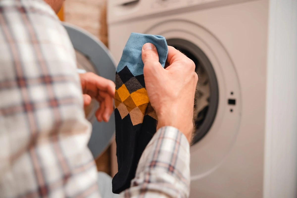 Proč jsem vyhazovala bílé ponožky, když ještě nebyly šedivé: Jednoduché namáčení vše změnilo - image 2