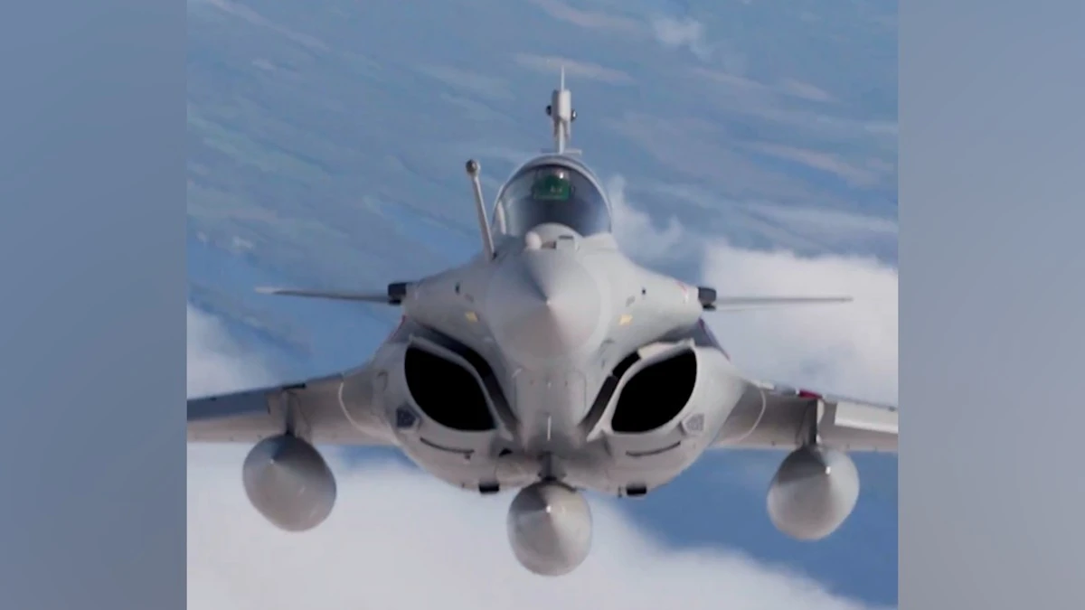 Vzdušné souboje v Indii: F-35, Su-57E a Rafale se utkávají o miliardový kontrakt - image 2