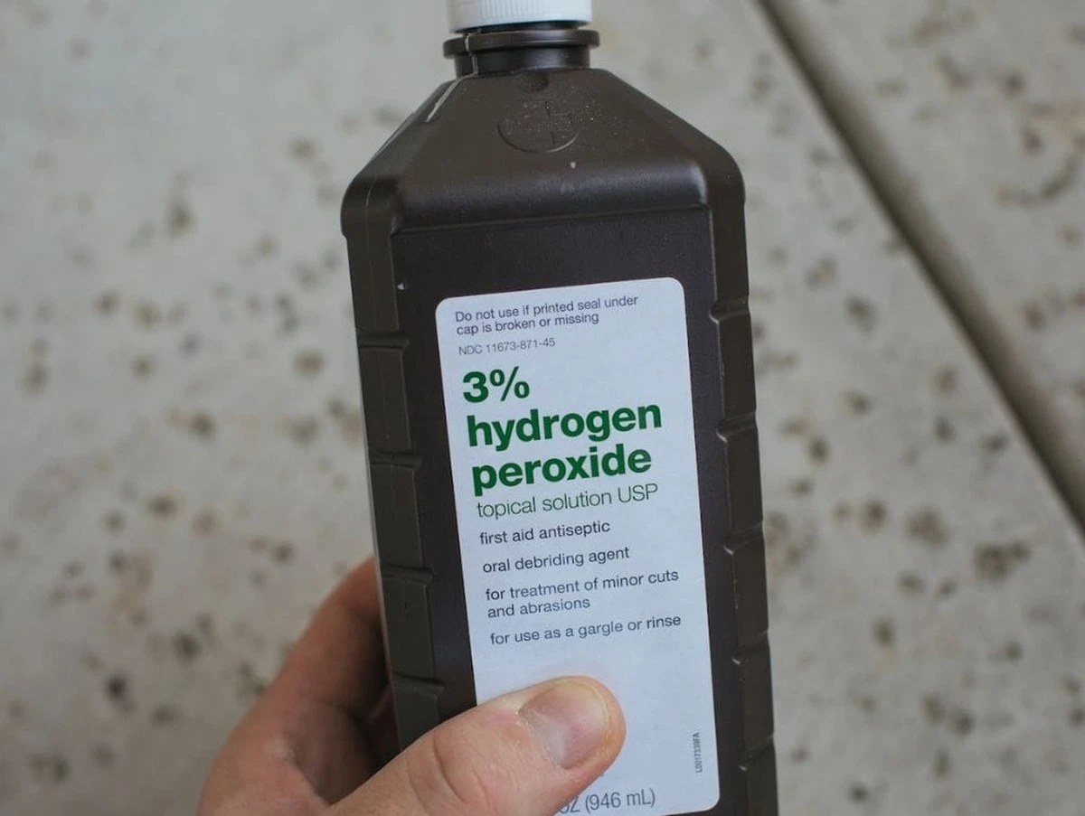 Zapomeňte na ocet: 1 € lahvička z koupelny nahradí šest čisticích prostředků - image 1