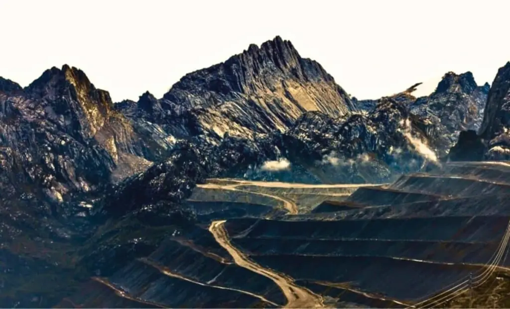 Zlatá pánev, která skrývá 40 % světového zlata: Proč se na ni stále hledí s úžasem